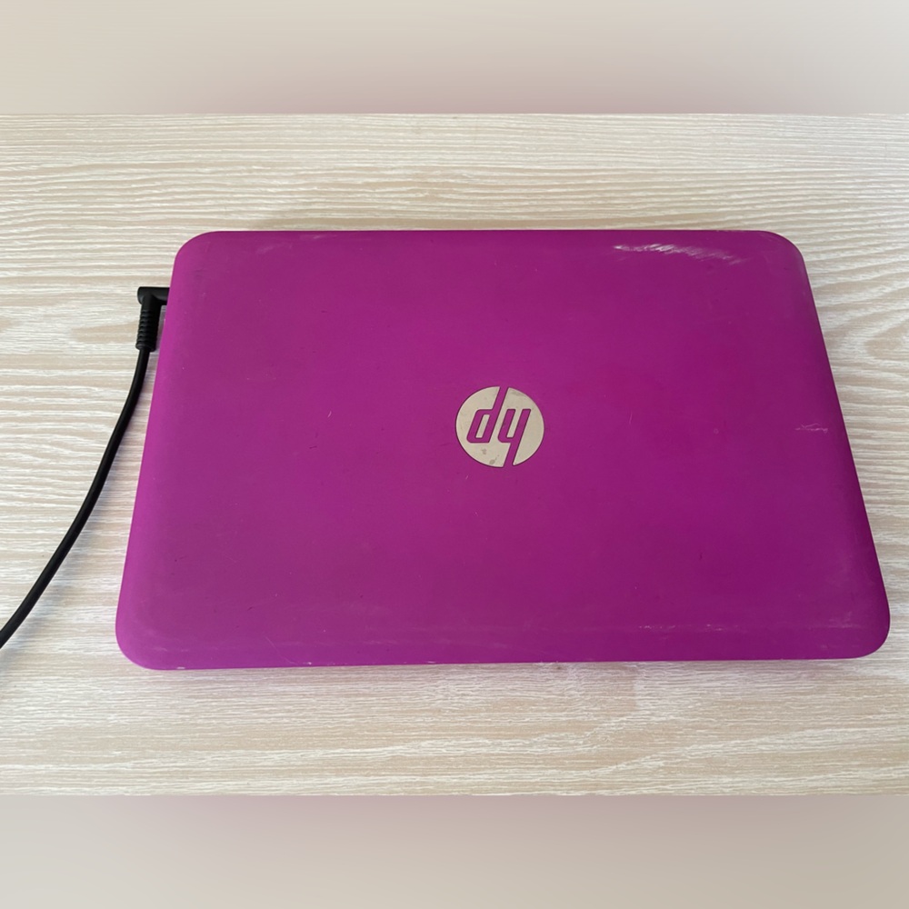 Pink HP laptop computer